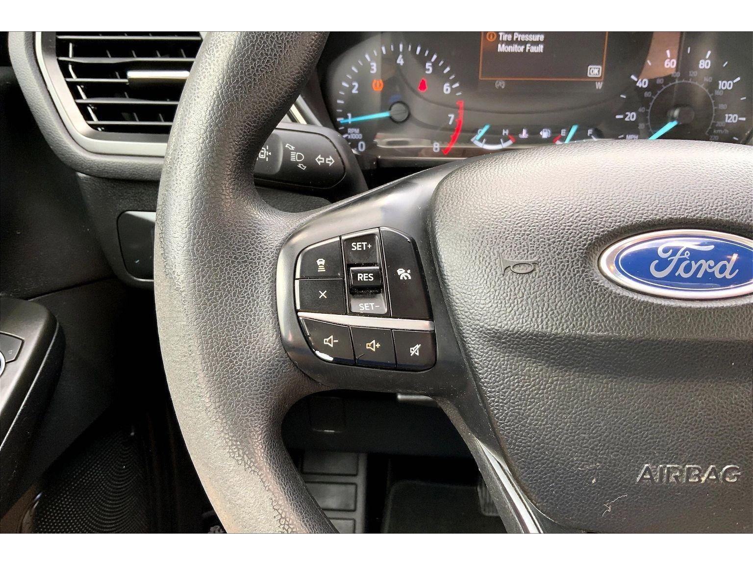 Used 2020 Ford Escape SE FWD image 16