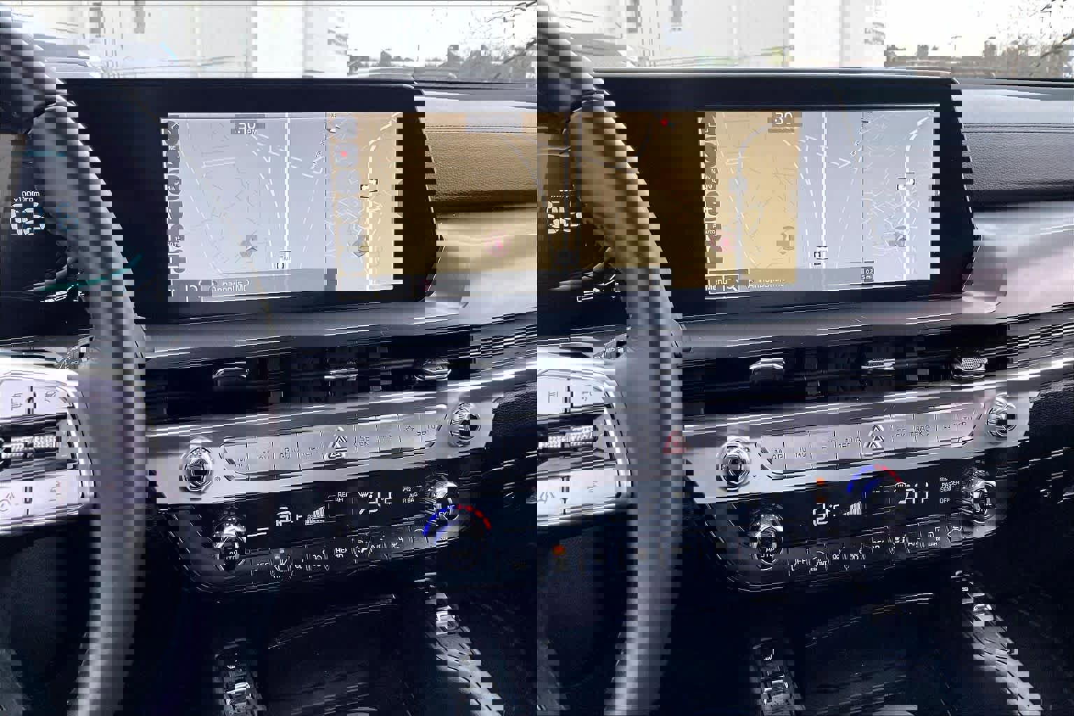 Used 2023 Kia Telluride S w/ S Sunroof Package image 6