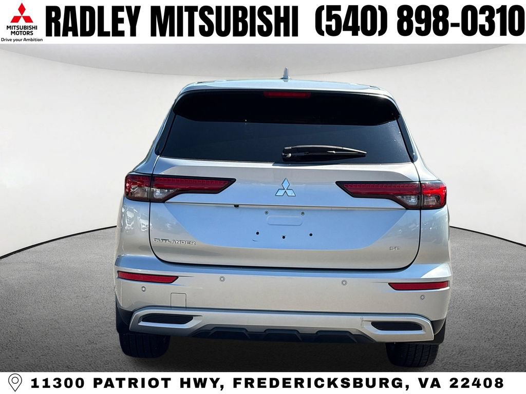 Used 2023 Mitsubishi Outlander SE FWD image 18