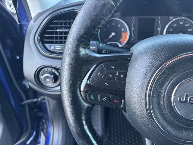 Used 2018 Jeep Renegade Altitude w/ Advanced Technology Group image 16