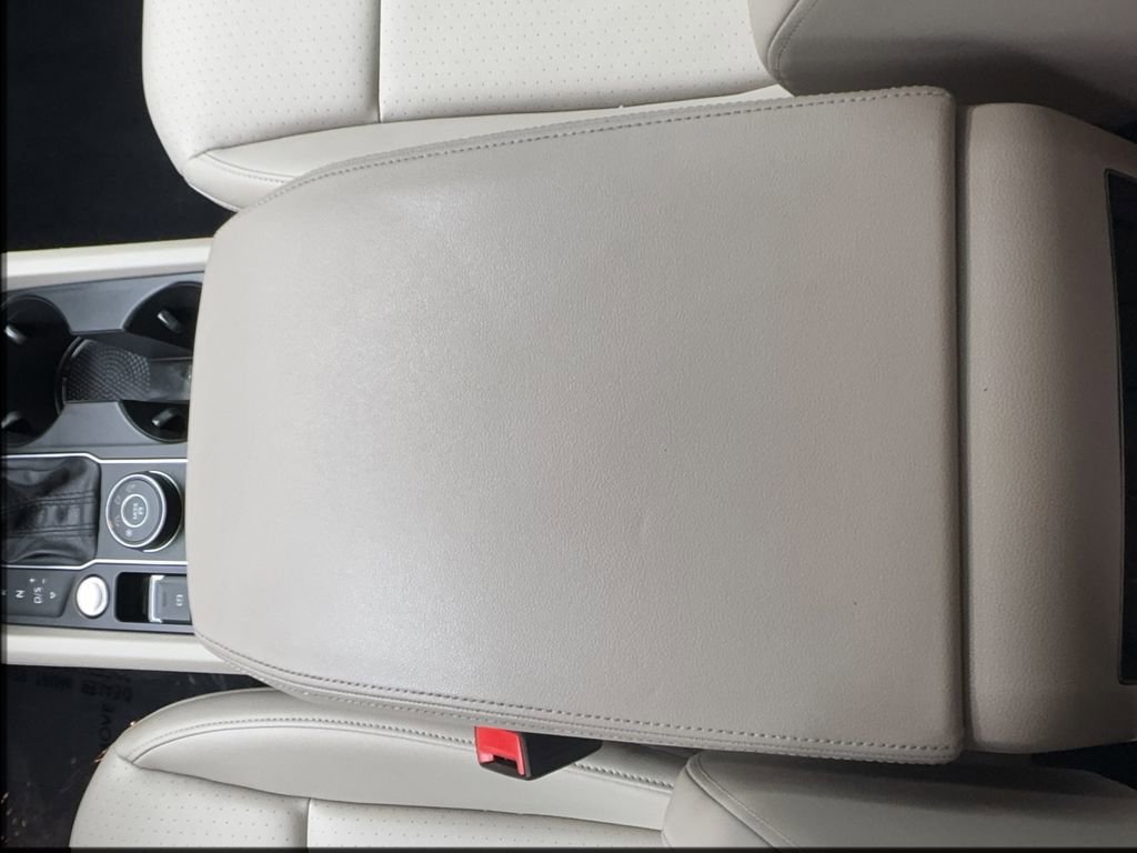 Used 2018 Volkswagen Atlas SE image 38