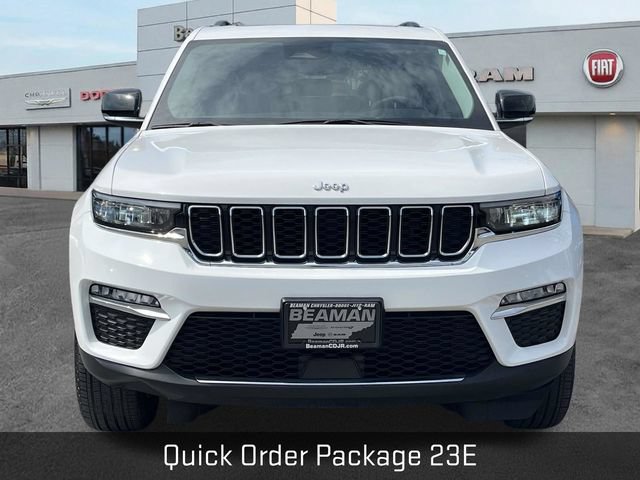 Used 2023 Jeep Grand Cherokee Limited AWD/4WD image 2