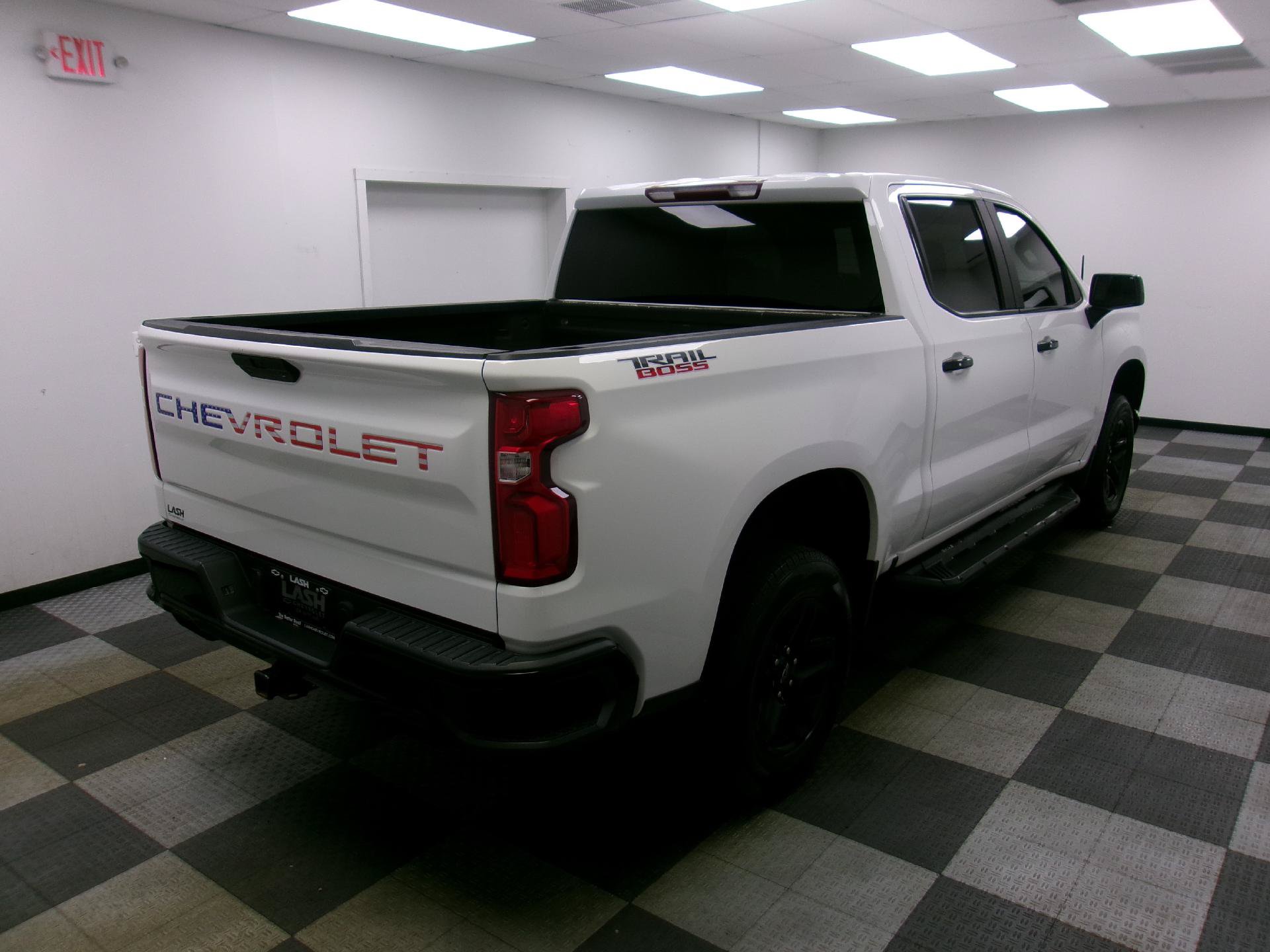 Used 2019 Chevrolet Silverado 1500 LT Trail Boss AWD/4WD image 13