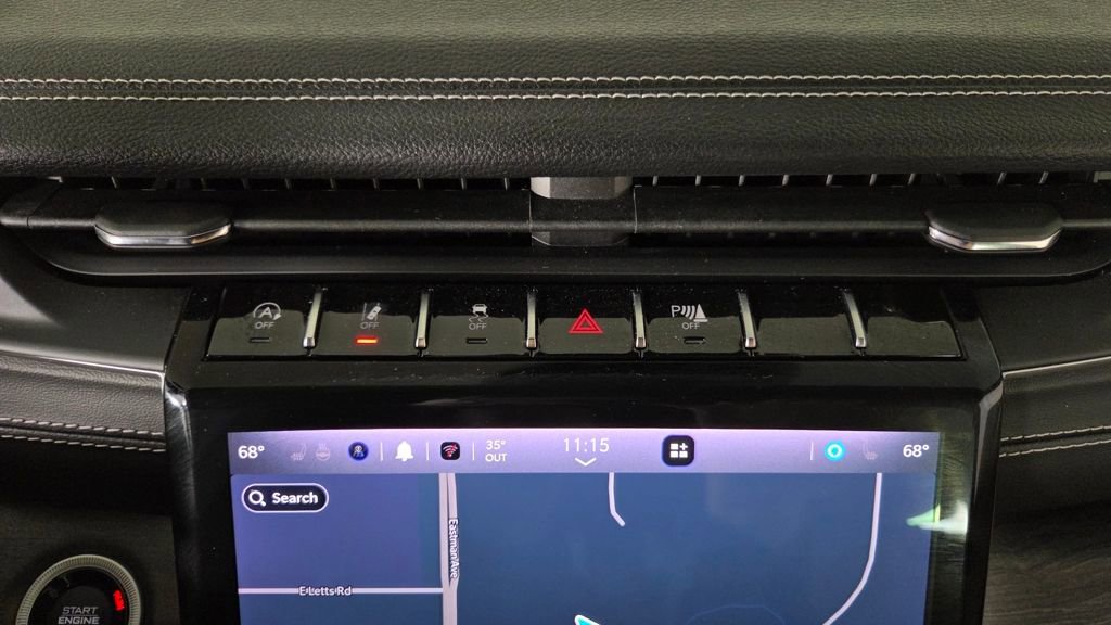 Used 2023 Jeep Grand Cherokee L Limited image 29