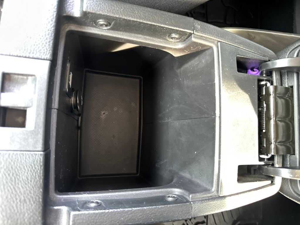 Used 2018 Jeep Wrangler Unlimited Sport S AWD/4WD image 25