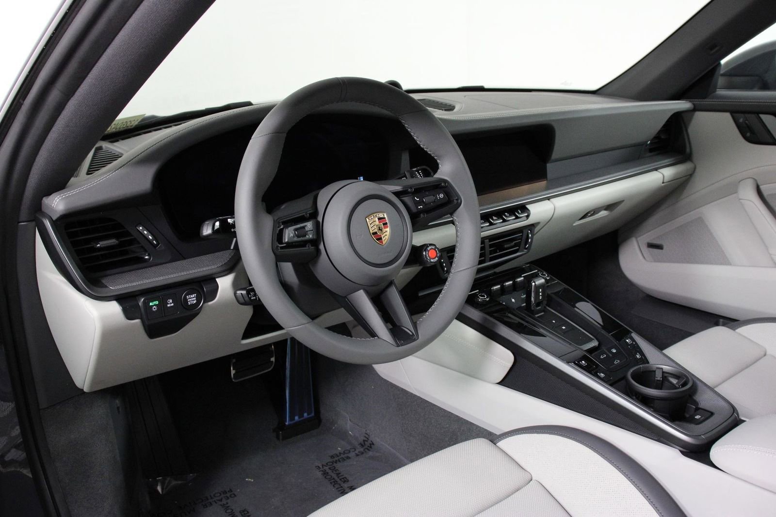 New 2026 Porsche 911 Carrera image 4