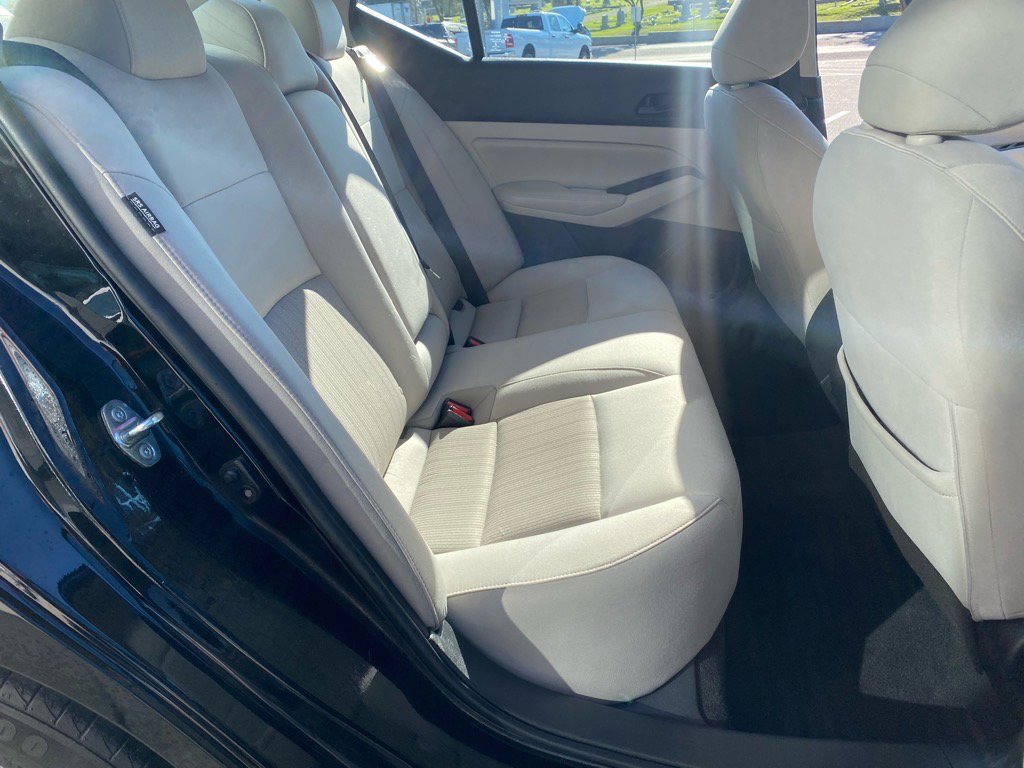 Used 2023 Nissan Altima 2.5 SV w/ SV Premium Package image 40