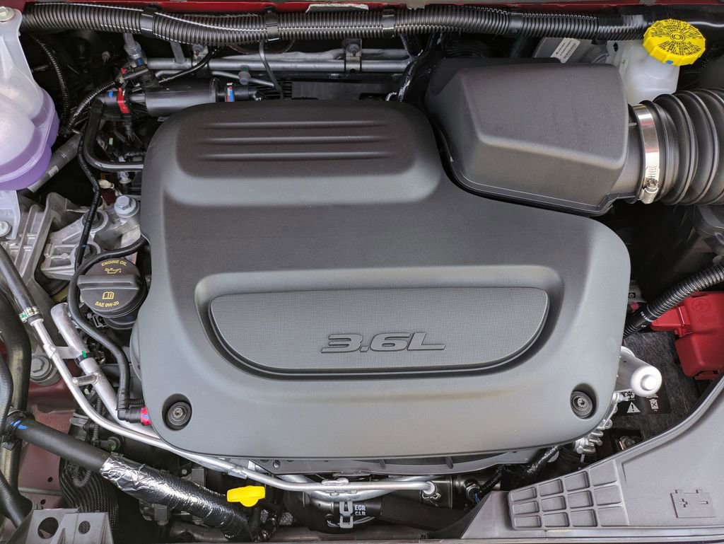 New 2026 Chrysler Pacifica Select image 13