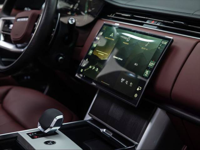 New 2026 Land Rover Range Rover Long Wheelbase Autobiography AWD/4WD image 30