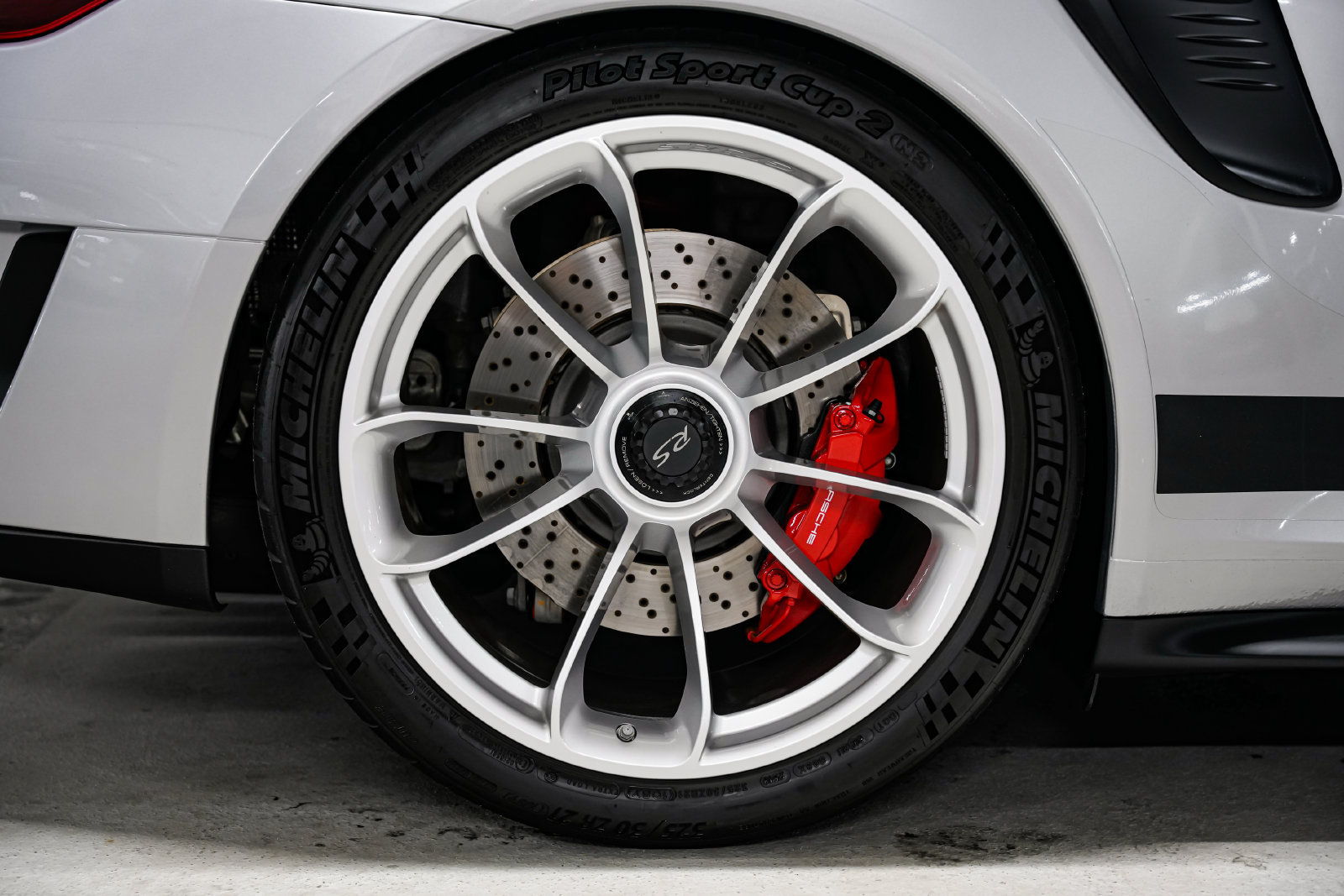 Used 2019 Porsche 911 GT3 RS RWD image 46