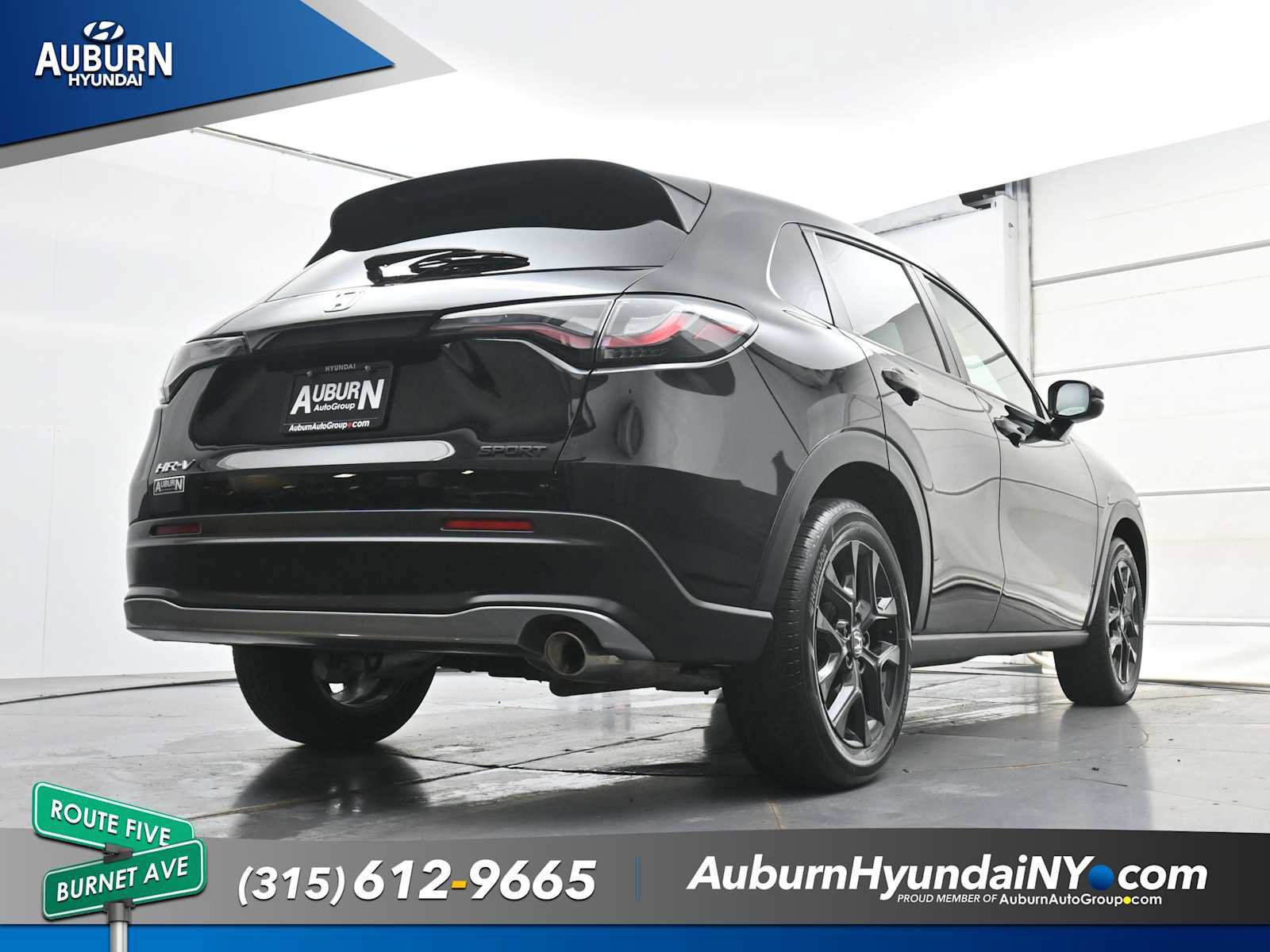 Used 2024 Honda HR-V Sport image 18