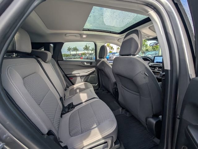Certified 2021 Ford Escape SE w/ SE Sport Appearance Package image 14