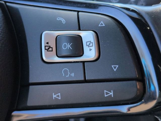 Used 2017 Volkswagen Golf 4-Door image 19