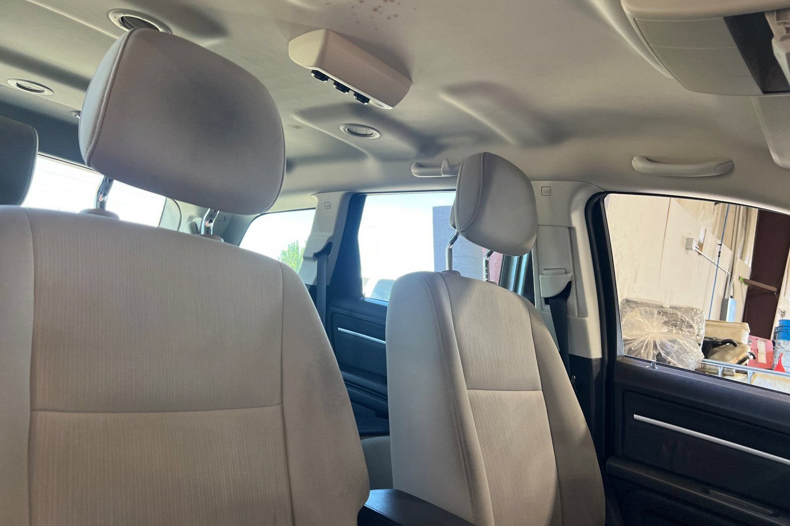 Used 2010 Dodge Journey SXT w/ Flexible Seating Group FWD image 18