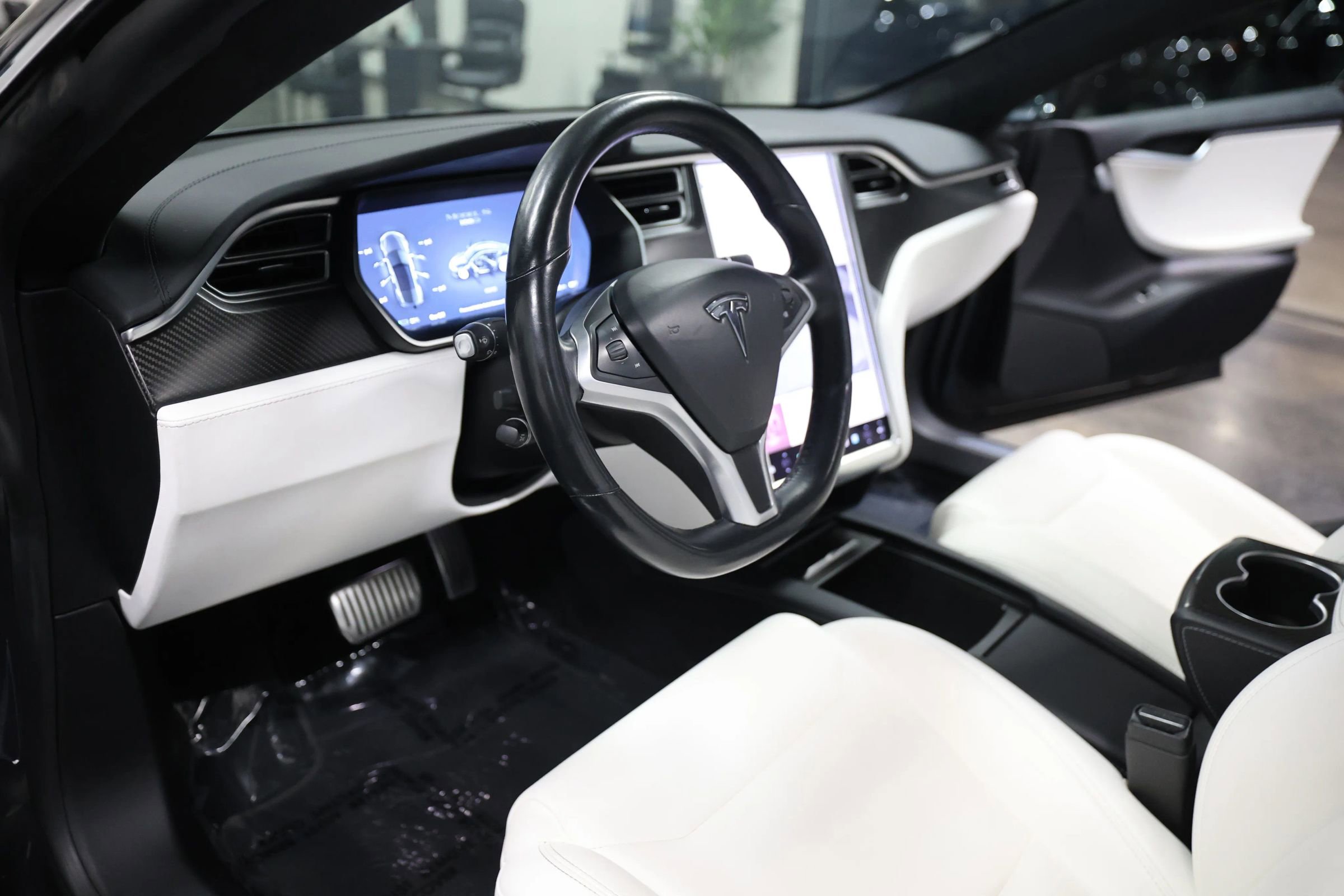 Used 2017 Tesla Model S 100D image 28