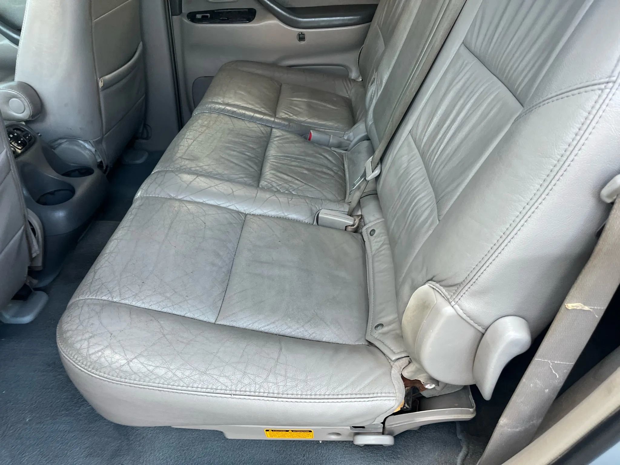 Used 2006 Toyota Sequoia SR5 RWD image 18