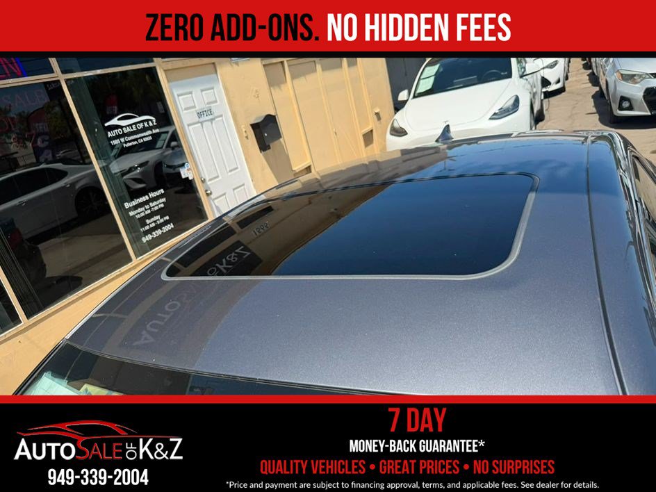 Used 2017 Lexus IS 200t RWD image 21