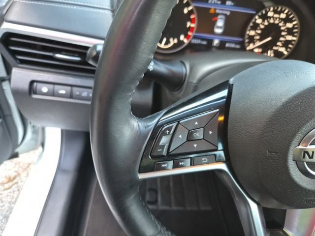 Used 2019 Nissan Altima 2.5 SV AWD/4WD image 17