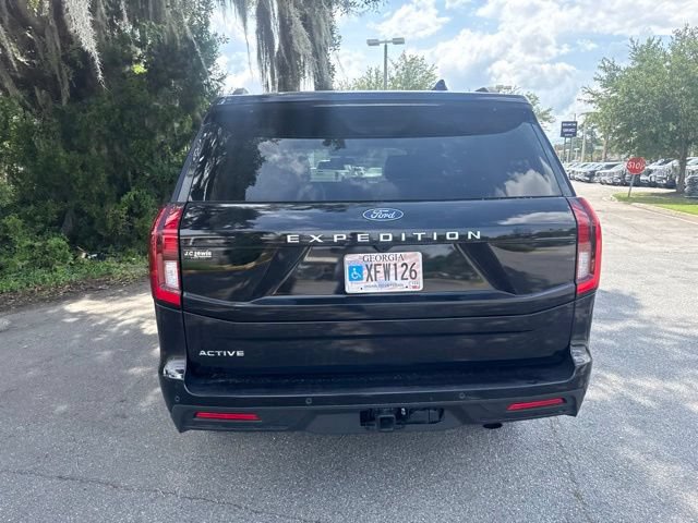 Used 2025 Ford Expedition Active RWD image 8