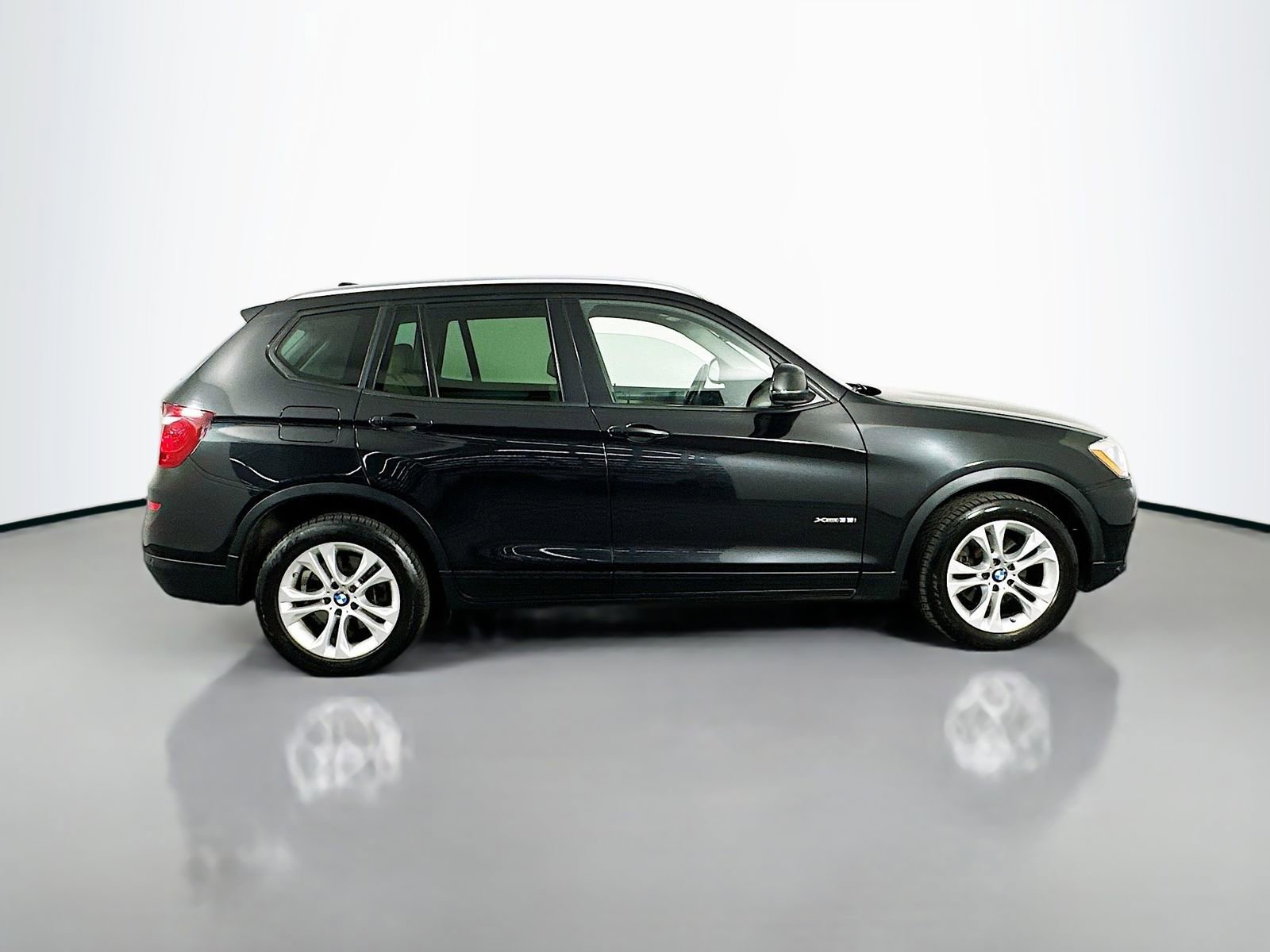 Used 2017 BMW X3 xDrive35i image 8