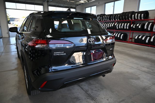 New 2026 Toyota Corolla Cross L image 7