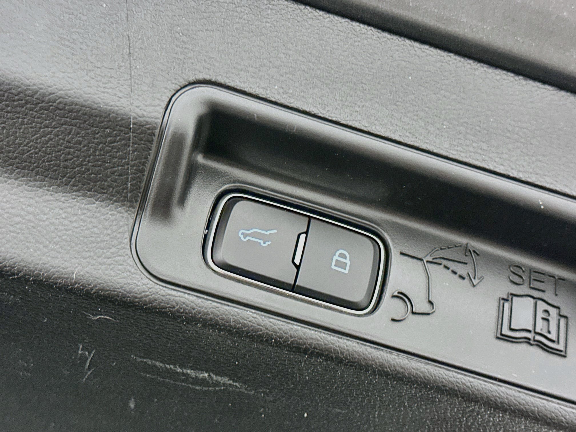 Used 2022 Ford Explorer 4WD image 31