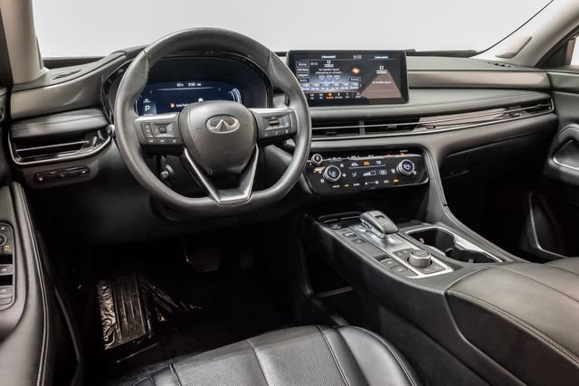 Used 2023 INFINITI QX60 Luxe w/ Vision Package AWD/4WD image 7