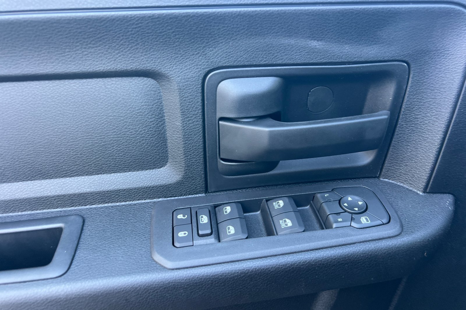 New 2026 RAM 3500 Tradesman AWD/4WD image 10
