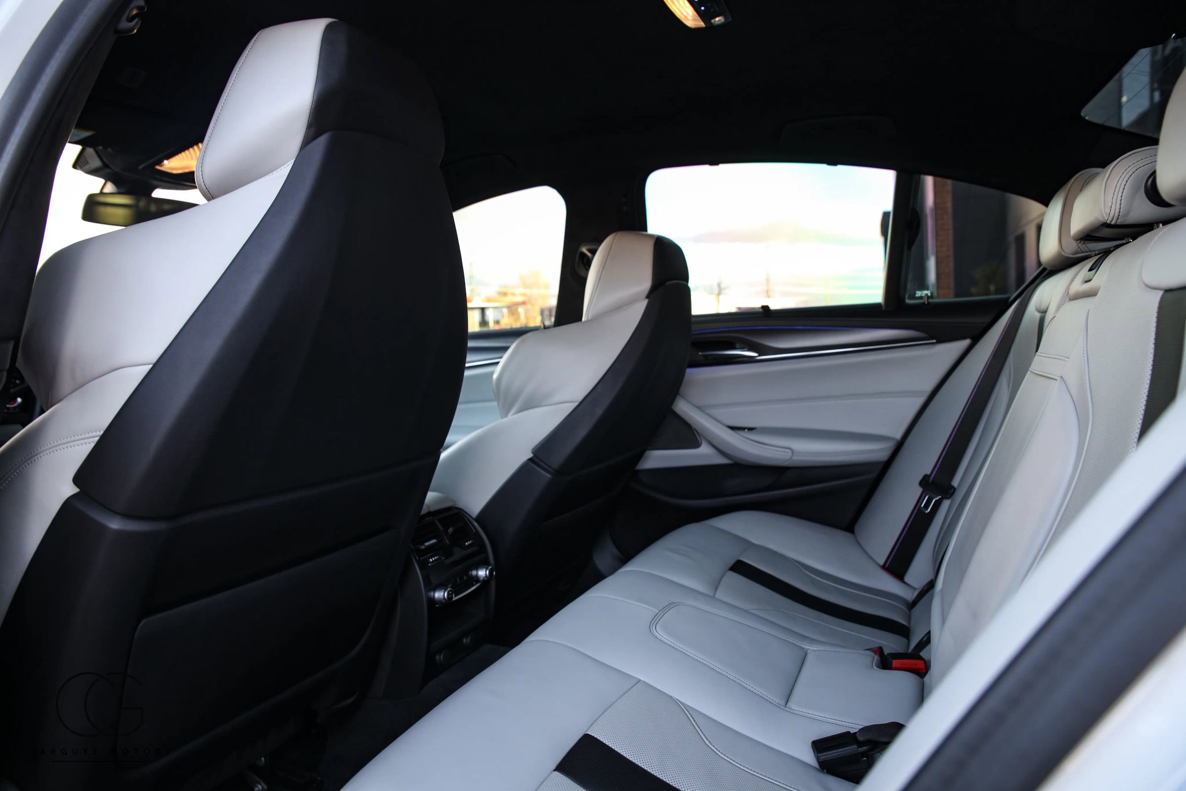 Used 2019 BMW M5 w/ Executive Package image 31