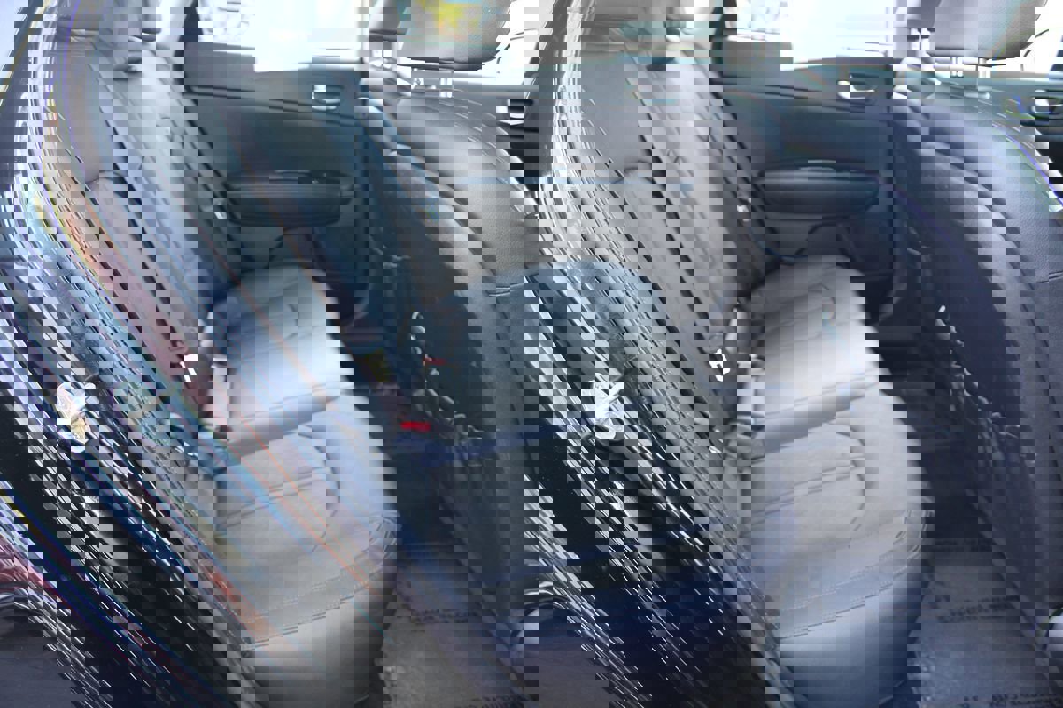 Used 2019 Kia Optima EX image 23