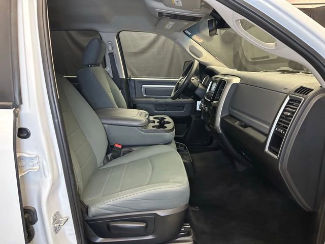 Used 2016 RAM 1500 Classic SLT AWD/4WD image 15