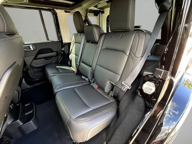 New 2027 Jeep Wrangler Unlimited Sahara AWD/4WD image 10