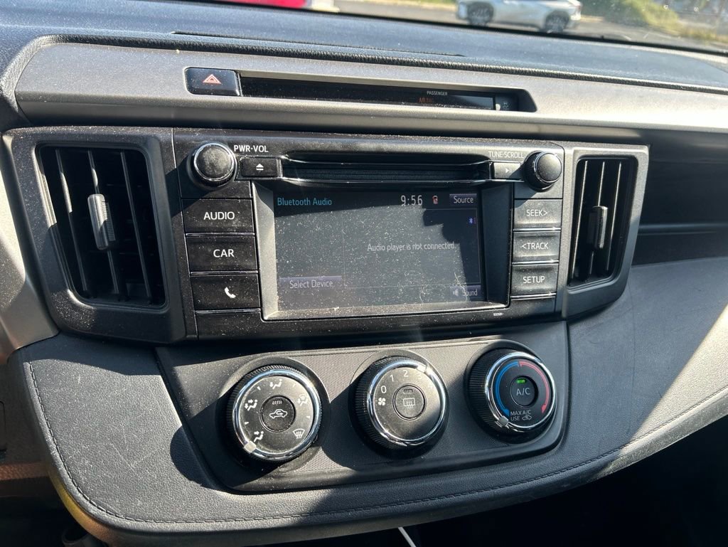 Used 2016 Toyota RAV4 LE AWD/4WD image 26