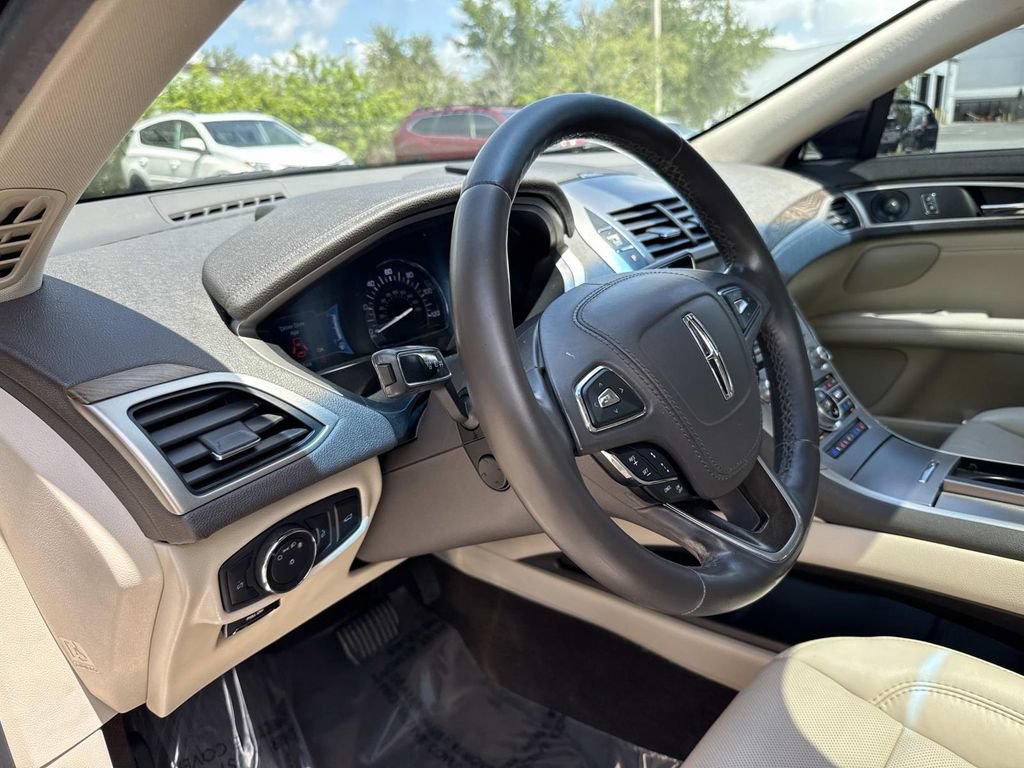 Used 2020 Lincoln MKZ Reserve w/ Elements Package FWD image 25