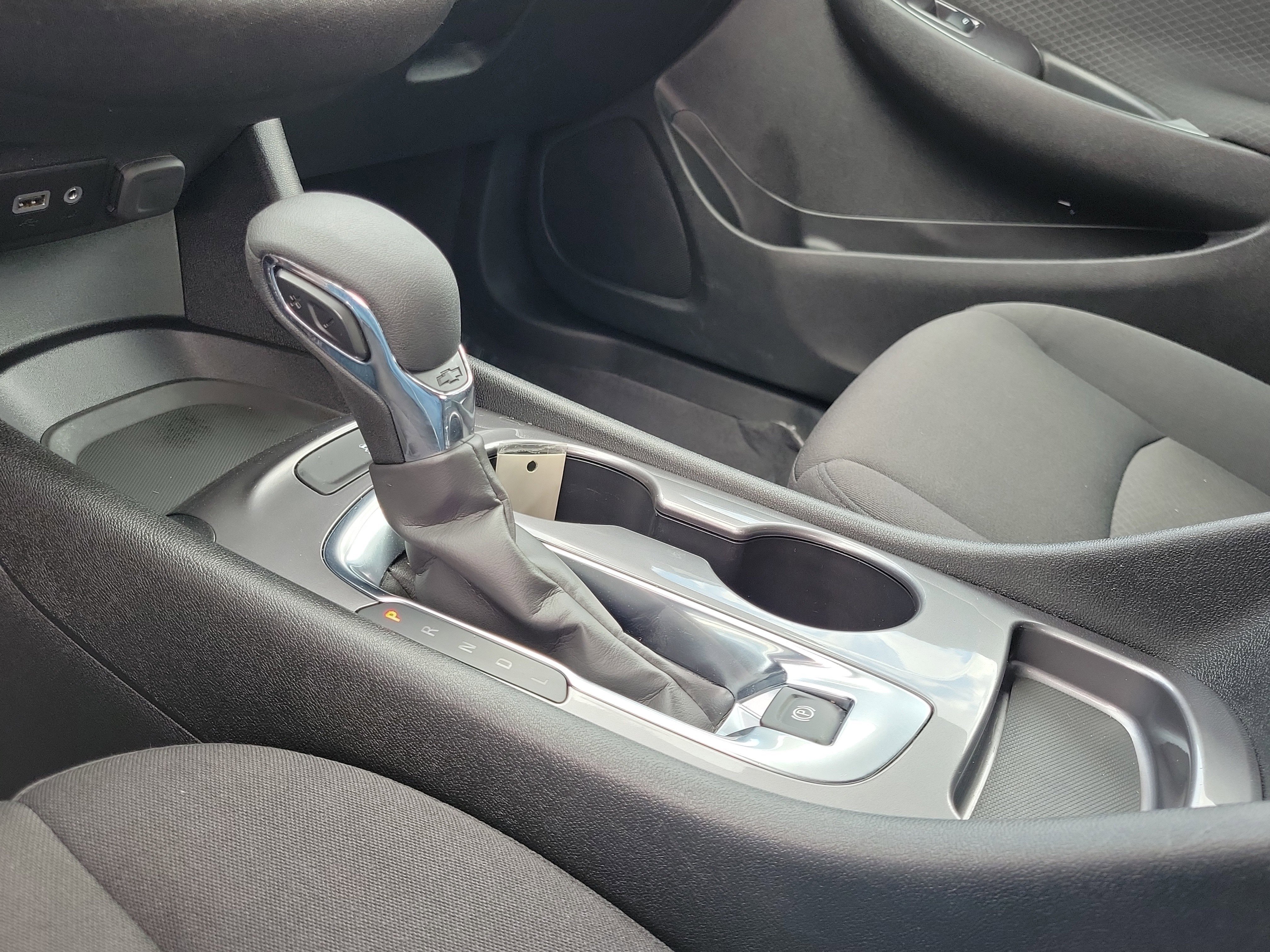 Used 2023 Chevrolet Malibu LS w/ LPO, Floor Liner Package FWD image 29