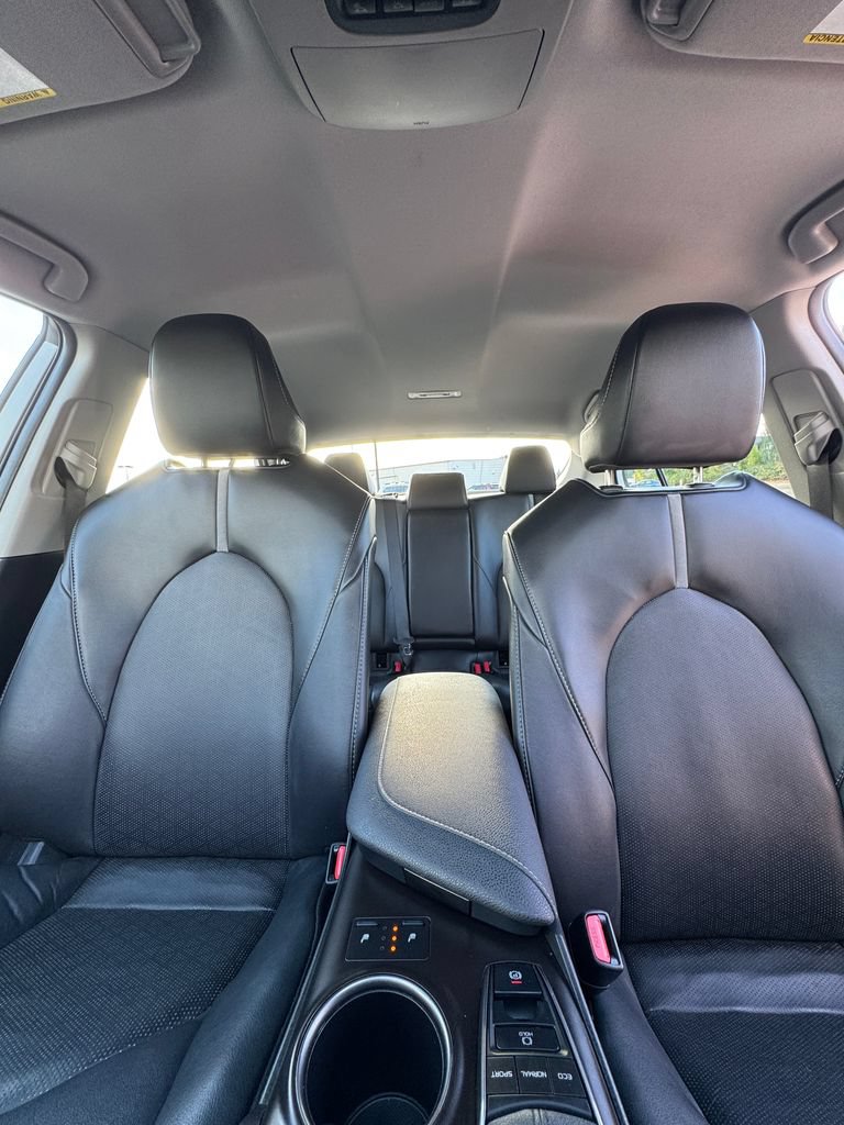 Used 2024 Toyota Camry XSE FWD image 22