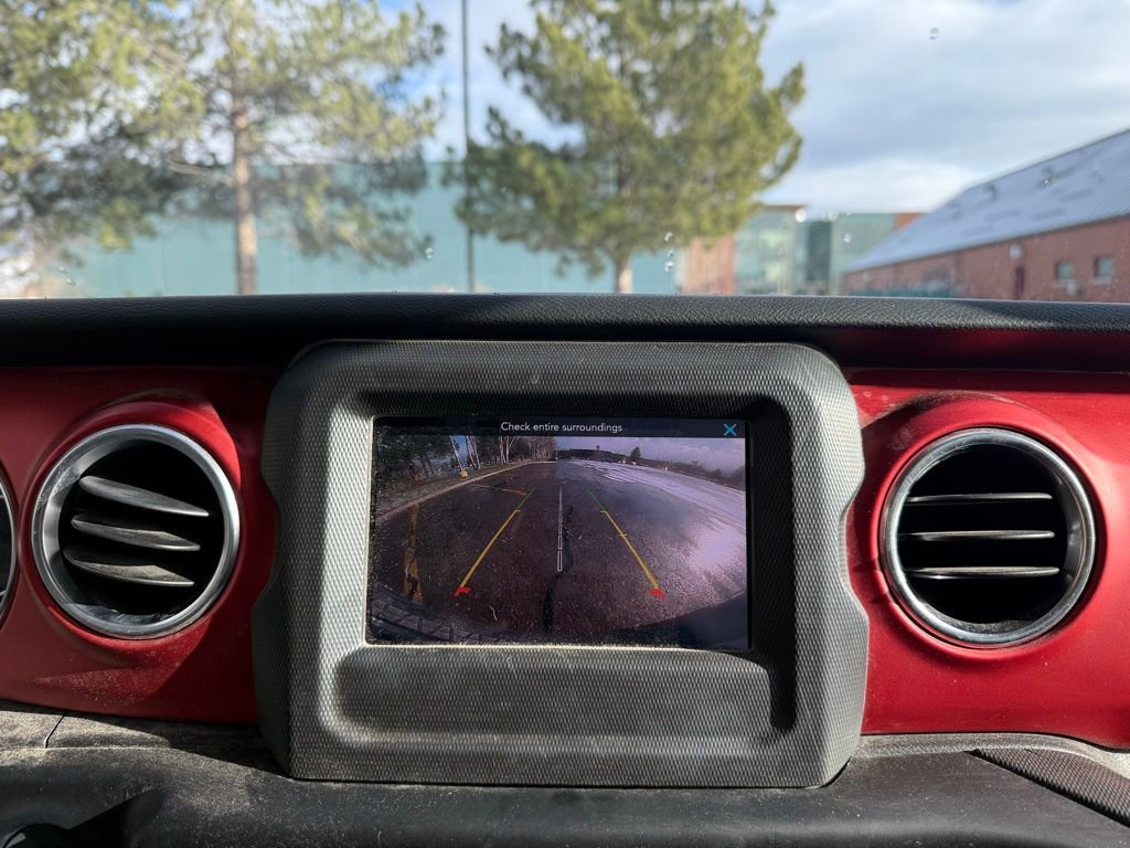 Used 2021 Jeep Wrangler Unlimited Rubicon w/ Cold Weather Group image 19