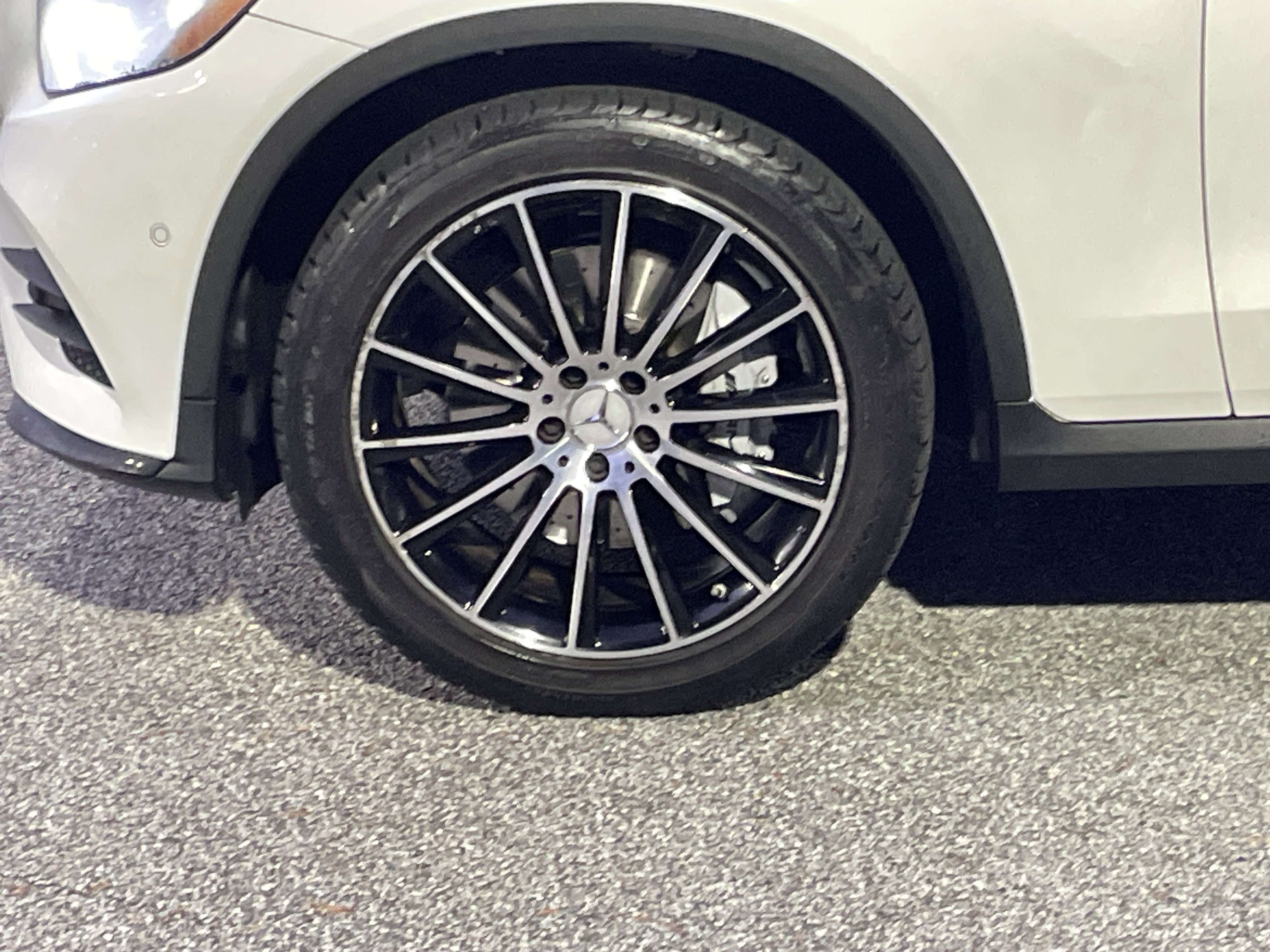 Used 2018 Mercedes-Benz GLC 43 AMG 4MATIC image 17