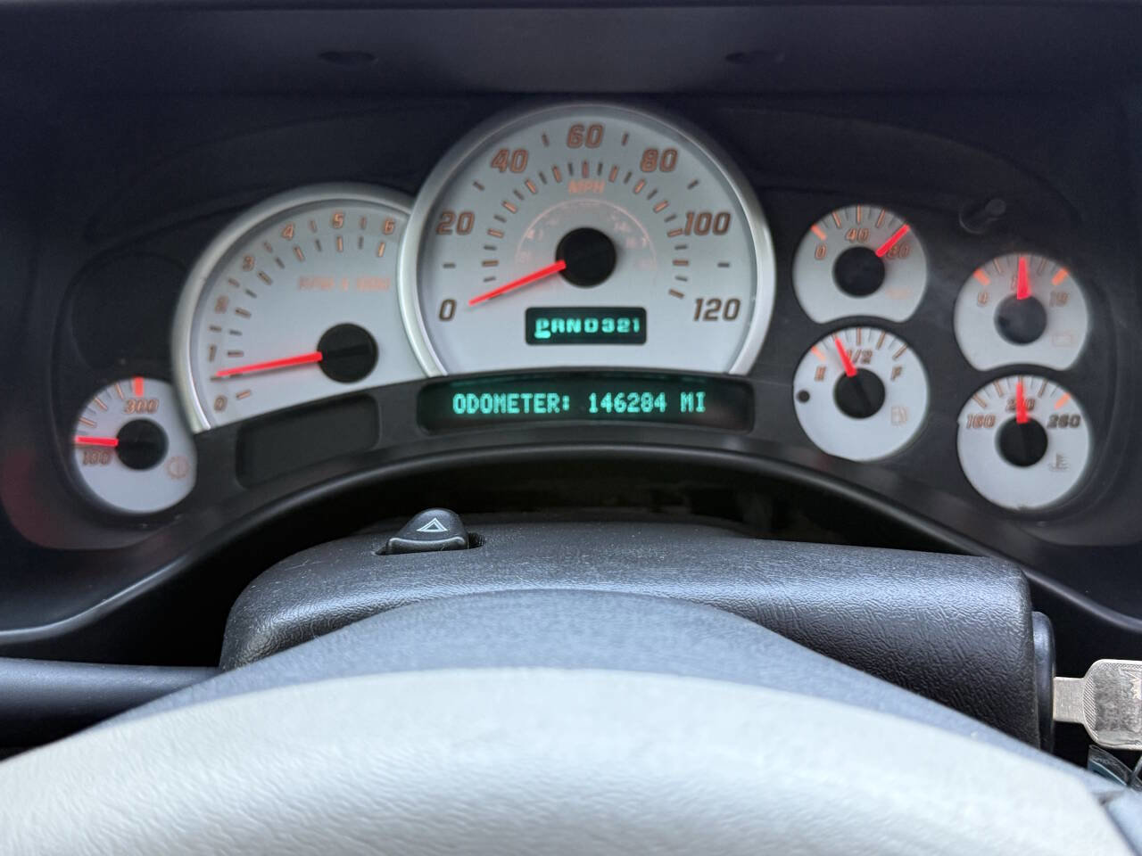 Used 2003 HUMMER H2 w/ Preferred Equipment Group image 22