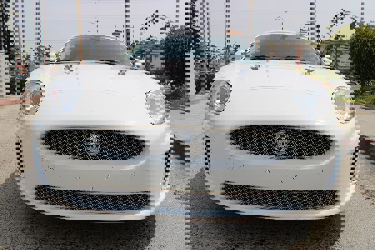 Used 2011 Jaguar XKR R image 10