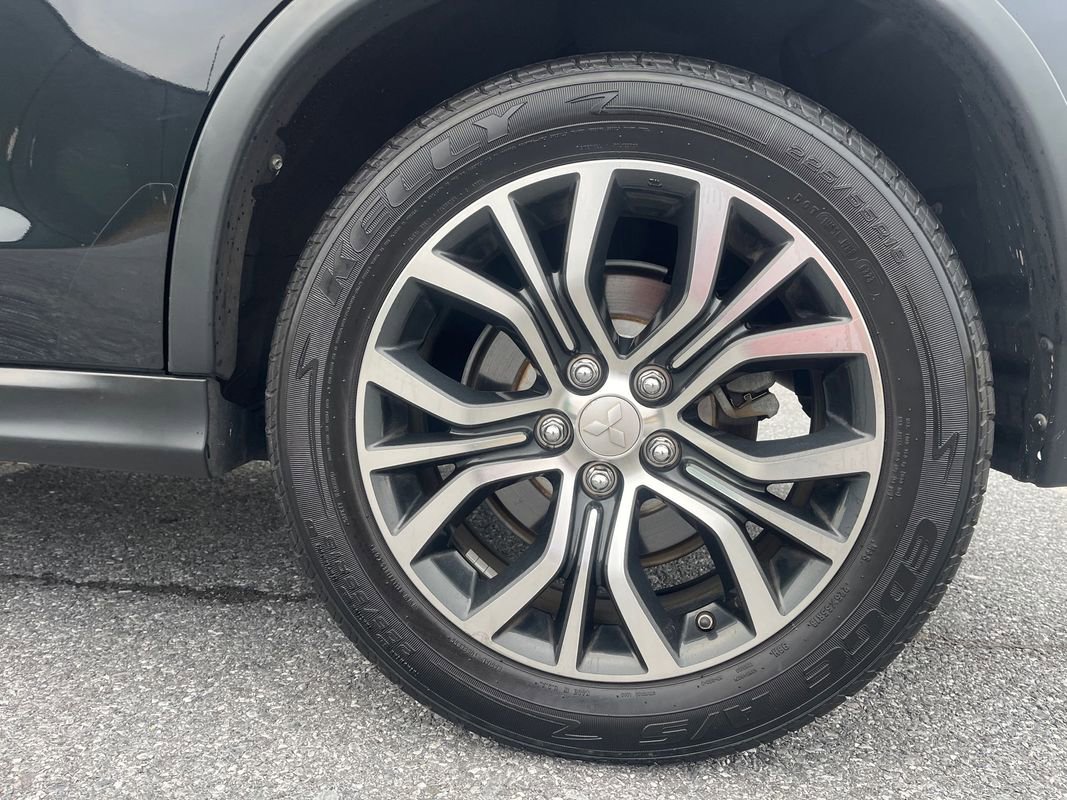 Used 2016 Mitsubishi Outlander Sport ES image 12