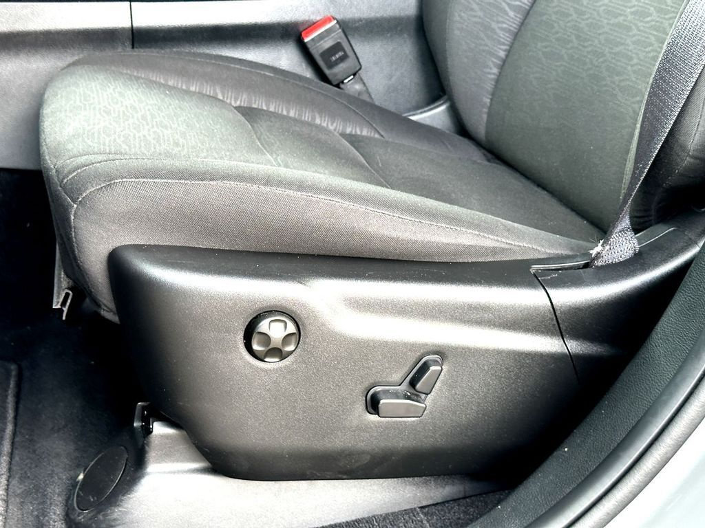 Used 2025 Dodge Durango GT RWD image 10