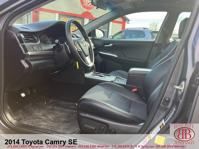 Used 2014 Toyota Camry SE FWD image 25