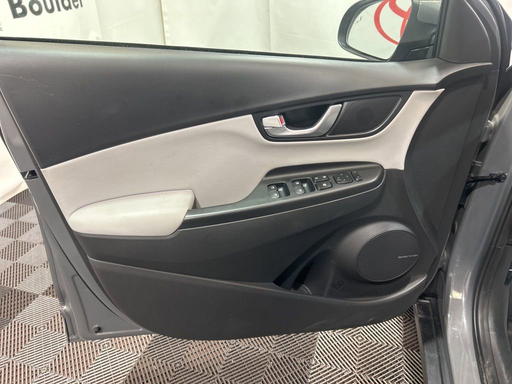 Used 2023 Hyundai Kona Limited w/ Cargo Package image 25