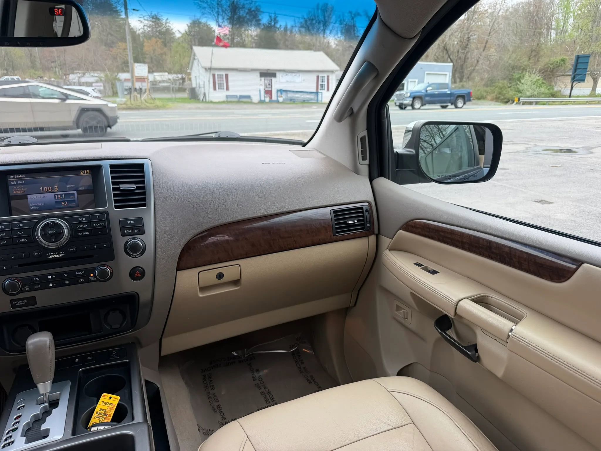 Used 2013 Nissan Armada SL image 32