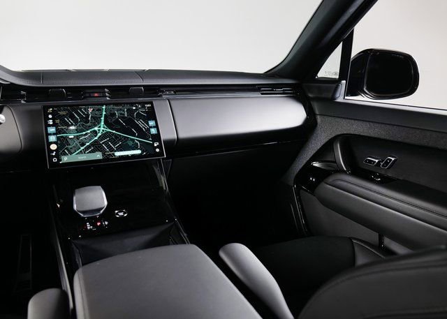 New 2026 Land Rover Range Rover Sport Dynamic SE image 16