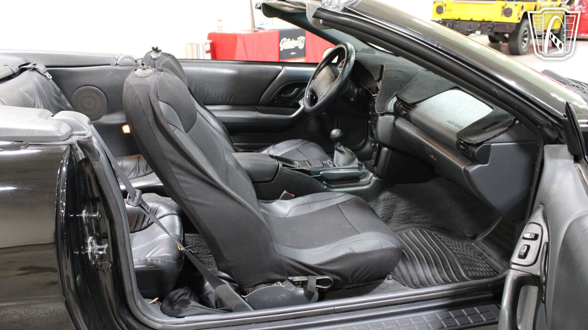 Used 1995 Chevrolet Camaro Z28 RWD image 15