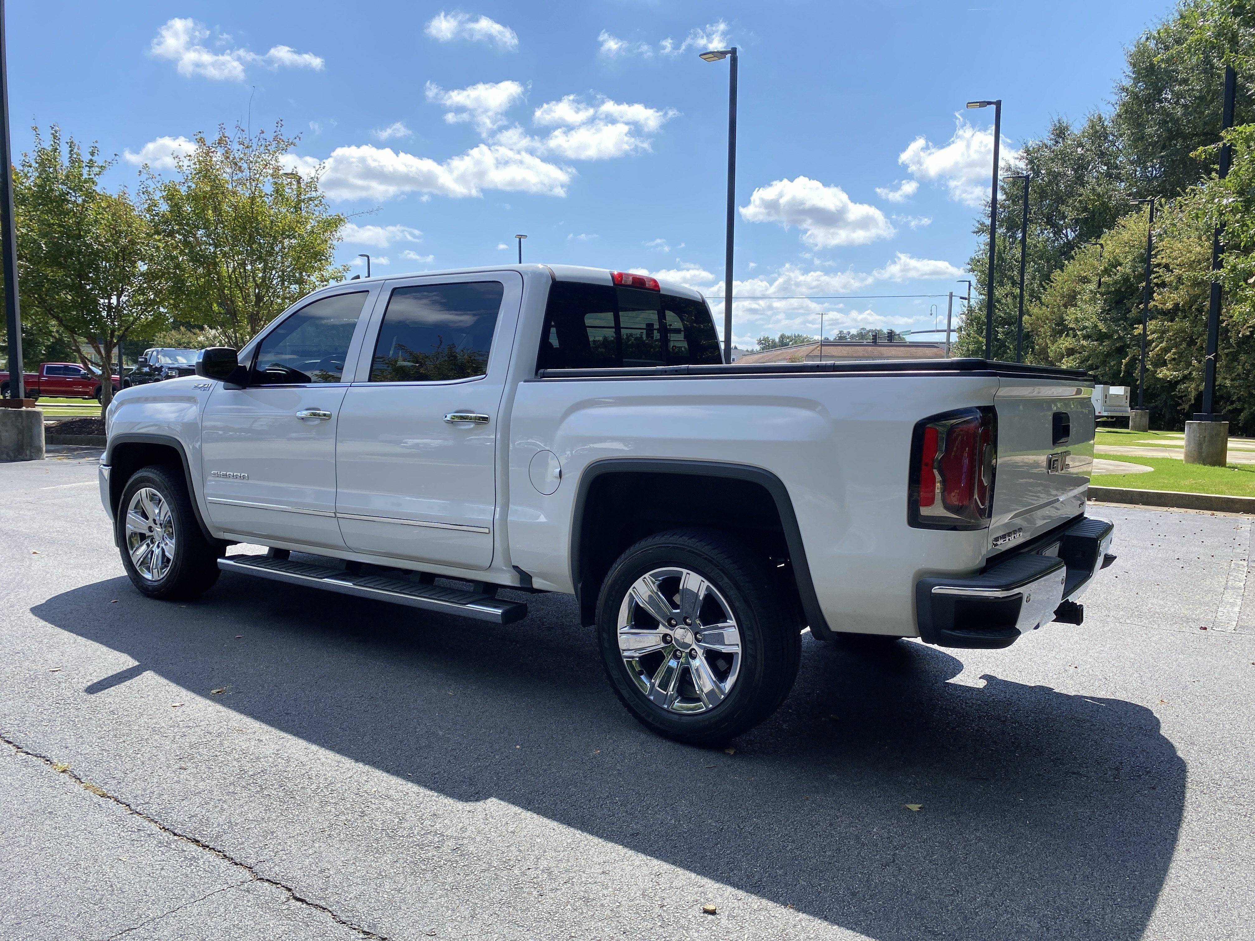 Used 2018 GMC Sierra 1500 SLT AWD/4WD image 7