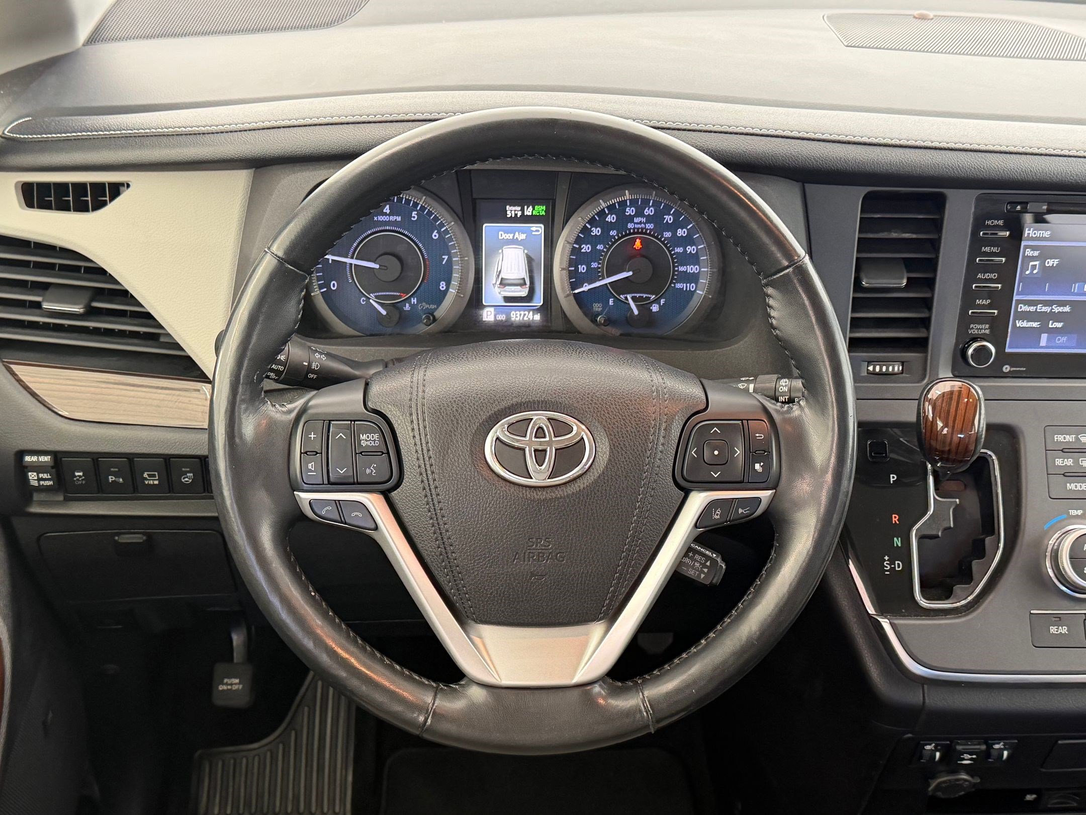 Used 2018 Toyota Sienna Limited Premium image 15