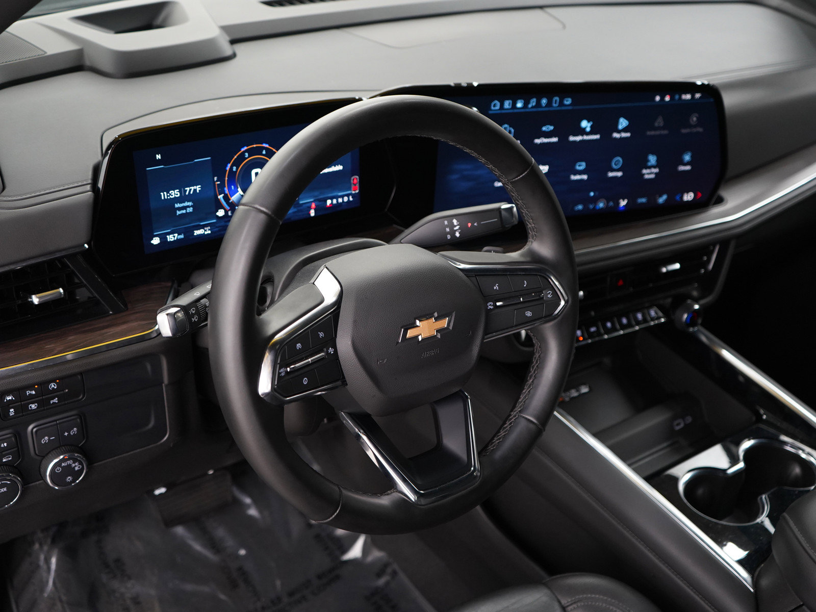 Used 2025 Chevrolet Tahoe LT AWD/4WD image 22